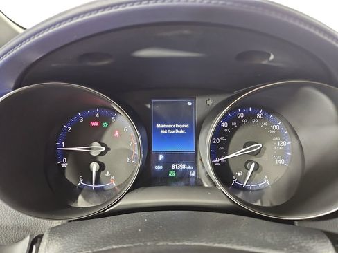 Used 2022 Toyota C-HR XLE FWD image 16