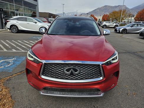 Used 2021 INFINITI QX50 Sensory w/ Accent Package image 11