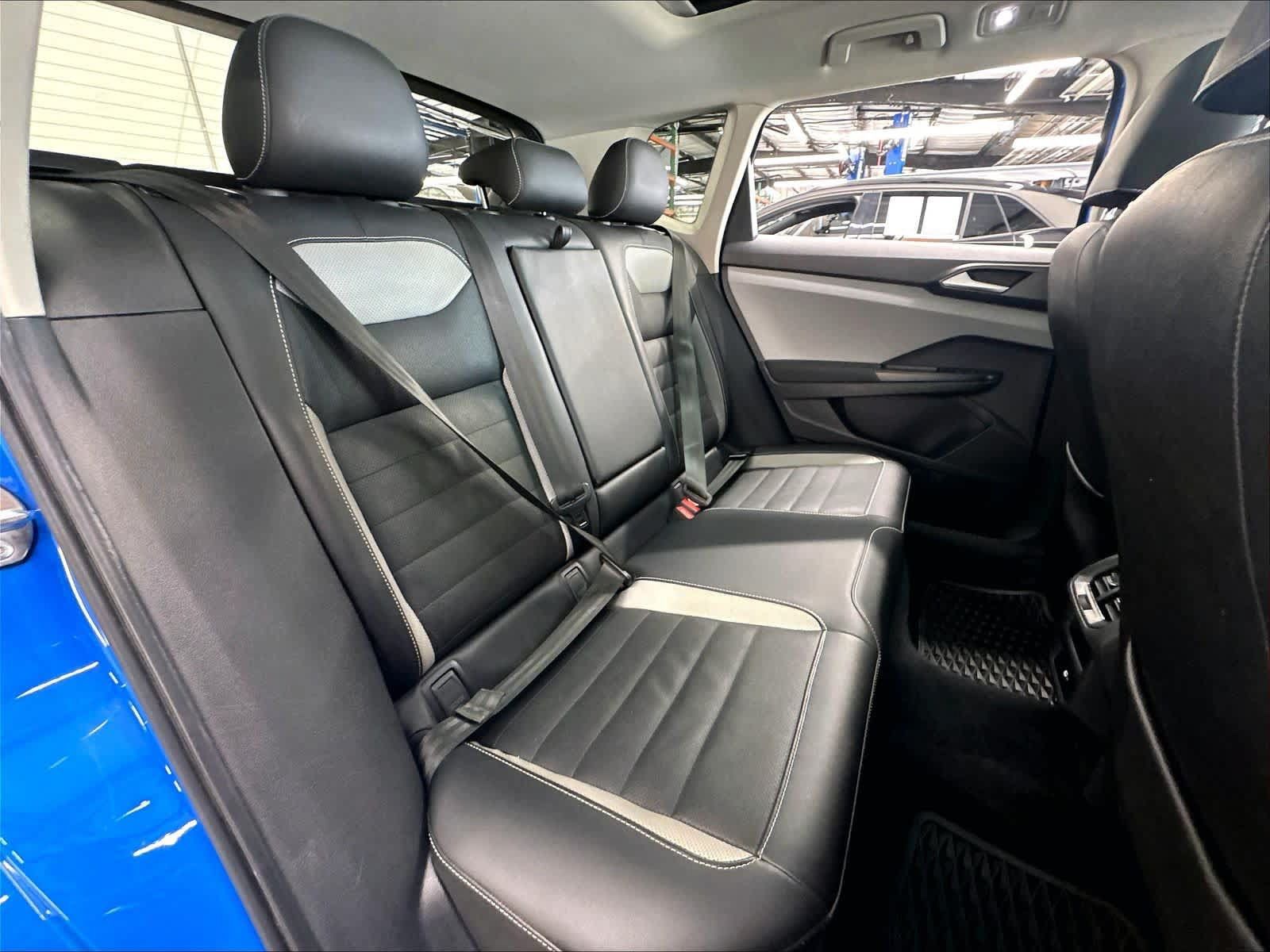 Used 2022 Volkswagen Taos SEL AWD/4WD image 28