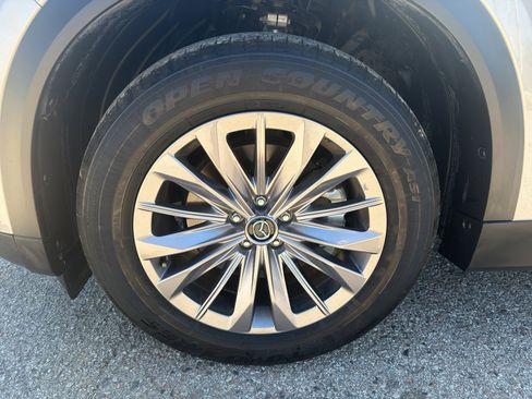 Used 2025 MAZDA CX-90 3.3 Turbo w/ Preferred Package image 2