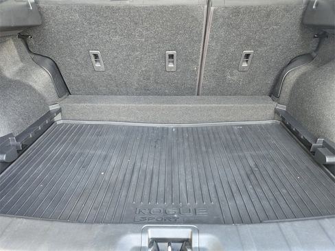 Used 2022 Nissan Rogue Sport S image 28