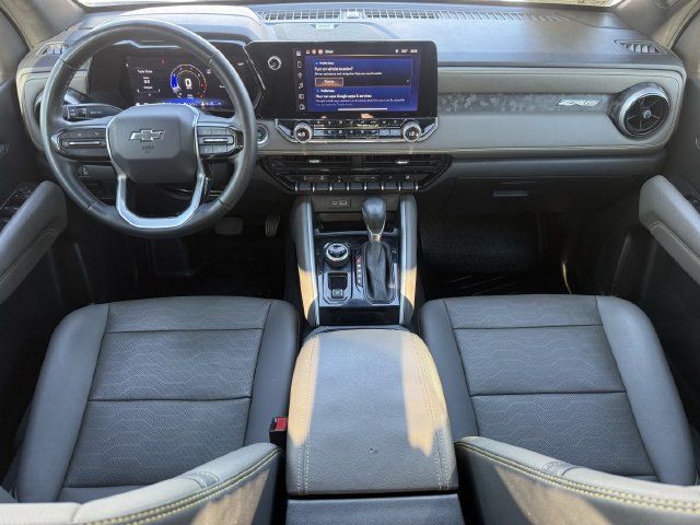 Certified 2025 Chevrolet Colorado ZR2 w/ Technology Package AWD/4WD image 13
