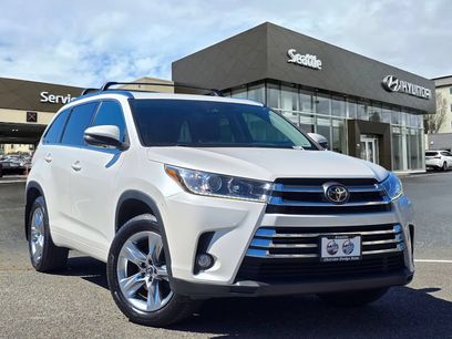 Used 2017 Toyota Highlander Limited