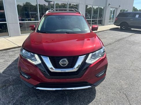Used 2020 Nissan Rogue SV w/ Sun & Sound Touring Package AWD/4WD image 2