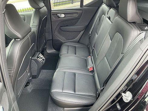 Certified 2023 Volvo XC40 B5 Plus w/ Protection Package Premier AWD/4WD image 14