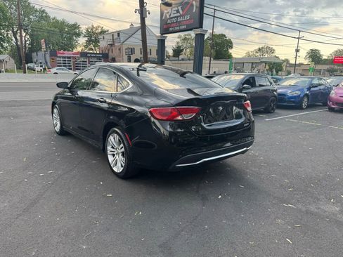 Used 2015 Chrysler 200 Limited image 5