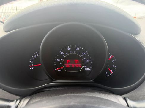 Used 2015 Kia Soul + w/ Audio Package FWD image 16