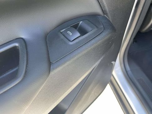 Used 2022 Chevrolet Equinox LT FWD image 17