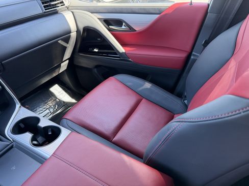 Used 2024 Lexus LX 600 F Sport image 16
