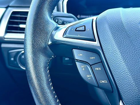 Used 2019 Ford Fusion SE w/ Equipment Group 151A image 29