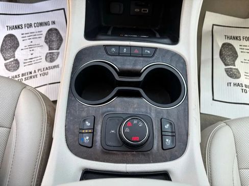 Used 2023 GMC Acadia Denali AWD/4WD image 15
