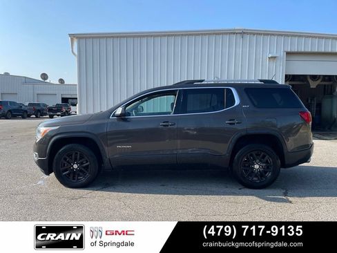 Used 2019 GMC Acadia SLT w/ LPO, Floor Liner Package FWD image 4