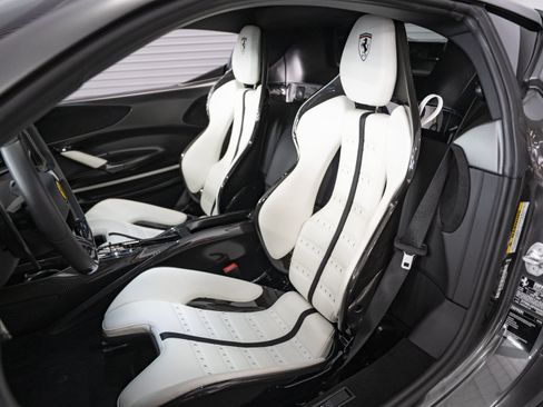 Used 2023 Ferrari SF90 Stradale AWD/4WD image 32