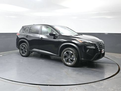 Used 2024 Nissan Rogue SV AWD/4WD image 5