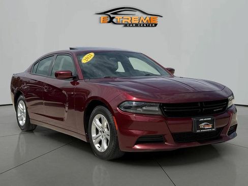 Used 2021 Dodge Charger SXT w/ Leather Interior Group RWD image 8