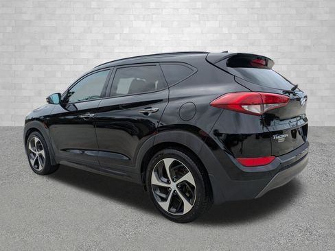 Used 2016 Hyundai Tucson Limited w/ Option Group 03 FWD image 4