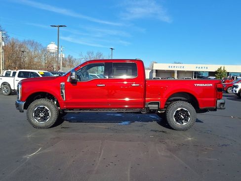 New 2026 Ford F250 King Ranch w/ Tremor Off-Road Package image 32