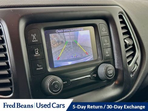 Used 2018 Jeep Compass Latitude AWD/4WD image 20