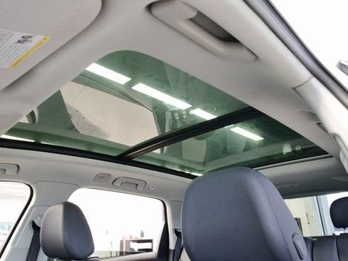 Used 2024 Audi Q7 3.0T Premium Plus image 36