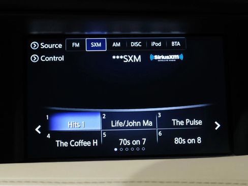 Used 2018 INFINITI QX30 Premium w/ Technology Package image 28