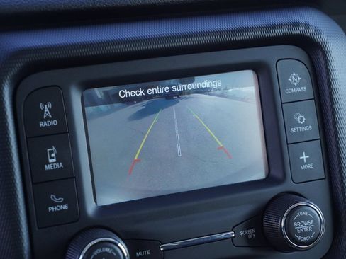 Certified 2019 Jeep Wrangler Sport AWD/4WD image 17