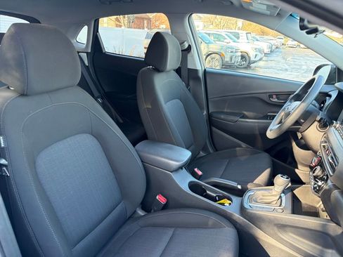 Used 2023 Hyundai Kona SEL image 40