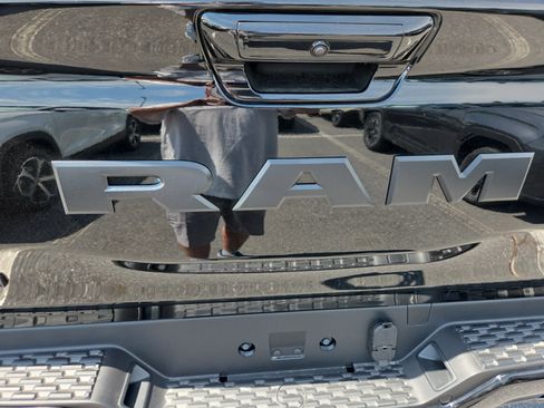 New 2026 RAM 1500 Laramie AWD/4WD image 20
