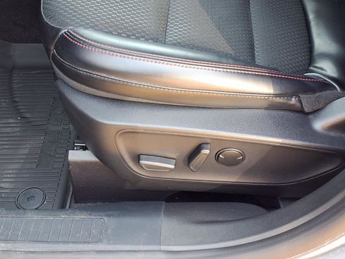 Used 2024 Ford Escape ST-Line w/ Tech Pack #1 AWD/4WD image 4