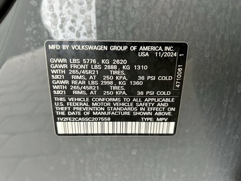 Certified 2025 Volkswagen Atlas Cross Sport SEL Premium R-Line AWD/4WD image 47