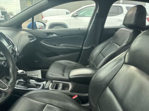 Used 2017 Chevrolet Cruze Premier w/ RS Package image 20