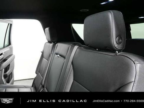 Used 2025 Chevrolet Tahoe LT RWD image 18