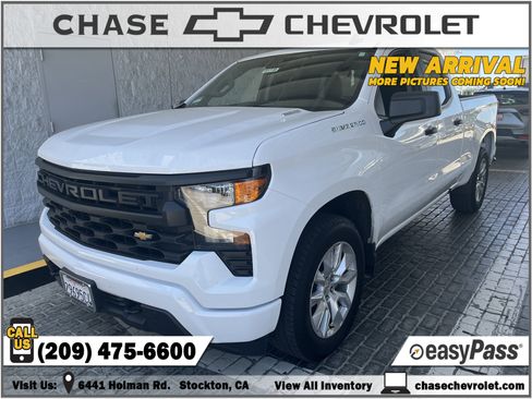 Used 2025 Chevrolet Silverado 1500 Custom image 1