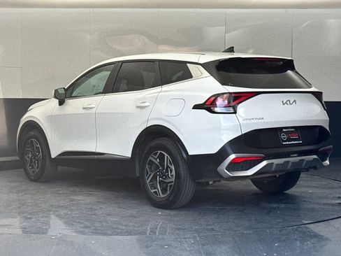 Used 2024 Kia Sportage LX image 5
