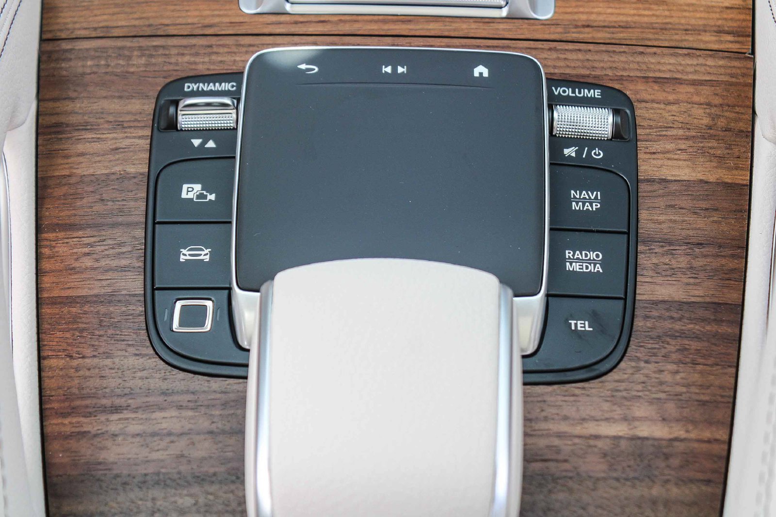 New 2026 Mercedes-Benz GLS 450 4MATIC image 13
