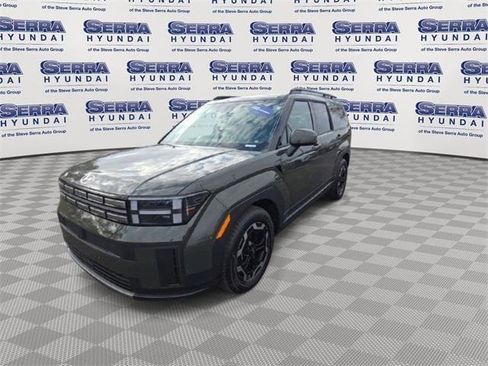 Certified 2025 Hyundai Santa Fe SEL image 4