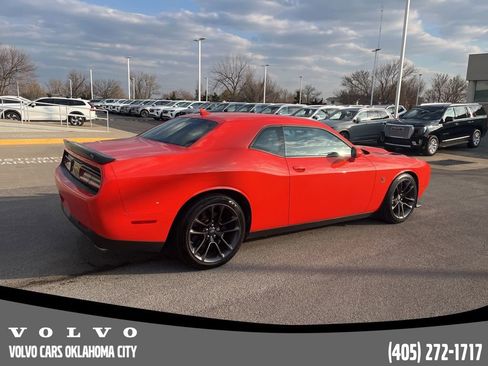 Used 2022 Dodge Challenger R/T Scat Pack image 3