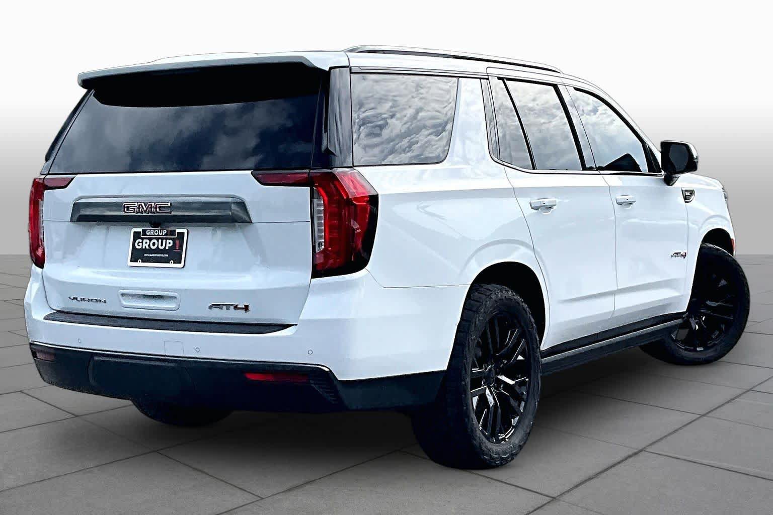 Used 2021 GMC Yukon AT4 w/ AT4 Premium Plus Package AWD/4WD image 13