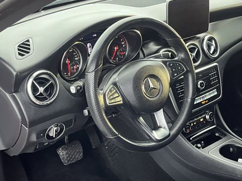 Used 2019 Mercedes-Benz CLA 250 image 14