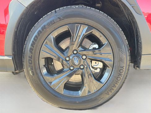 Certified 2025 Subaru Crosstrek 2.0i w/ Crosstrek Mirror Package image 37