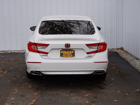 Used 2019 Honda Accord Sport image 5