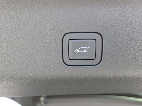 New 2026 GMC Yukon XL AT4 Ultimate w/ LPO, Illumination Package image 26