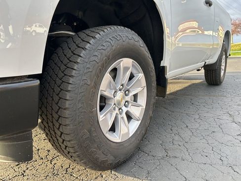 New 2026 Chevrolet Silverado 1500 W/T w/ WT Value Package AWD/4WD image 11