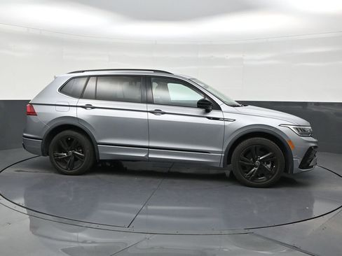 Used 2023 Volkswagen Tiguan SE R-Line FWD image 6