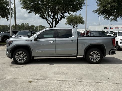 Used 2025 GMC Sierra 1500 Denali w/ Denali Reserve Package AWD/4WD image 35