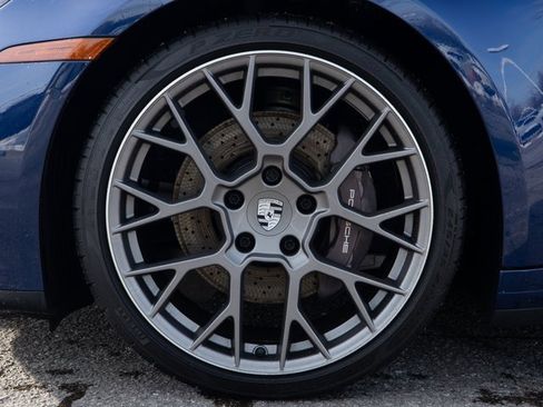 Certified 2025 Porsche 911 Carrera image 12