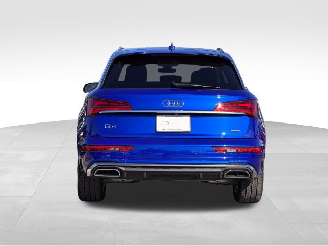 Used 2023 Audi Q5 e Prestige AWD/4WD image 4