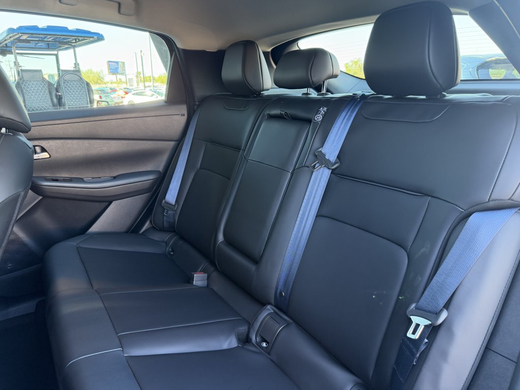 Used 2026 Nissan Leaf SV+ w/ Floor Mat Package (SV+) FWD image 37