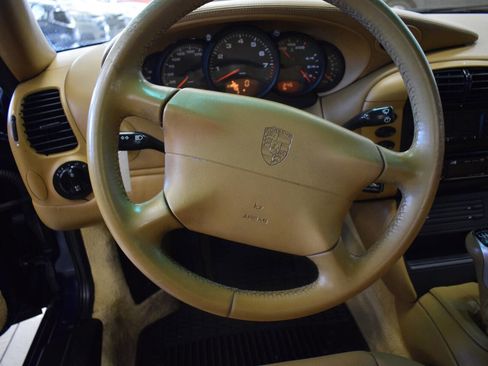 Used 2000 Porsche 911 Carrera image 24