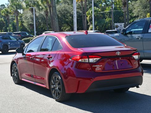 Certified 2024 Toyota Corolla LE image 4