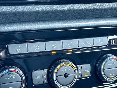 Used 2017 Volkswagen Beetle 1.8T SEL image 20